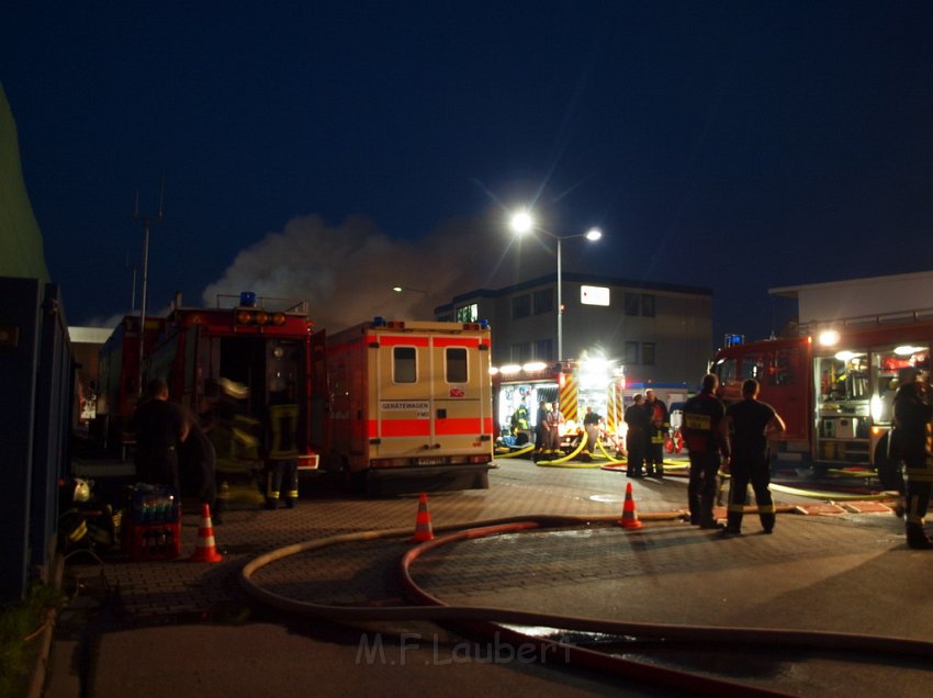 Feuer5 Koeln Niehl GVG Geestemuenderstr P620.jpg